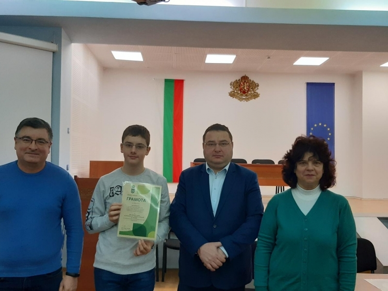 Община Свищов отличи победителите в първия общински екоконкурс 