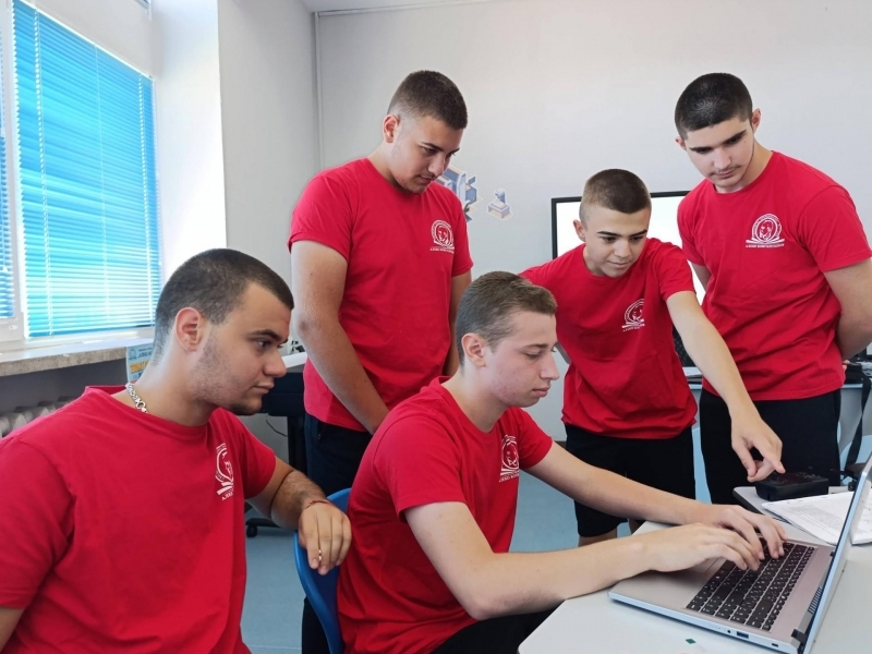 Тържествено откриване на новия STEM център в СПГ „Алеко Константинов“ – Свищов 