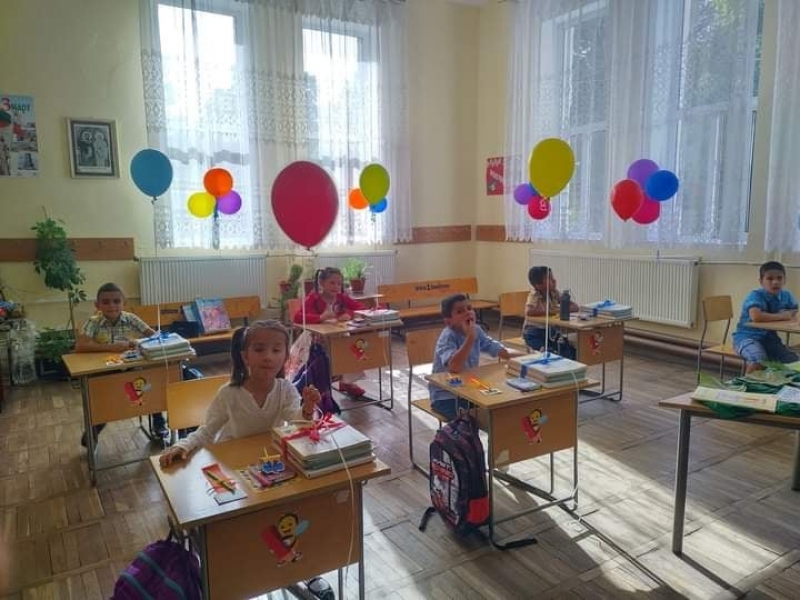 ЧЕСТИТ ПЪРВИ УЧЕБЕН ДЕН! 