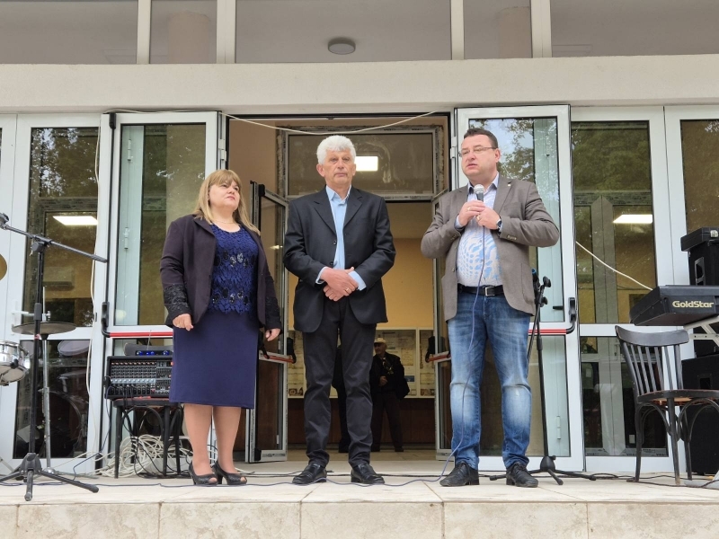 Официално приключи ремонтът на читалищата в свищовските села Овча могила и Козловец 