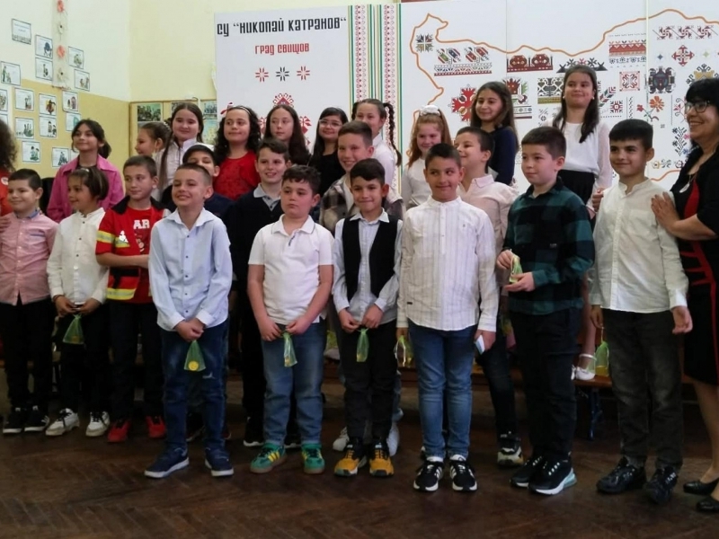 Интересен открит урок посветен на финансовата грамотност проведоха ученици в СУ "Николай Катранов"