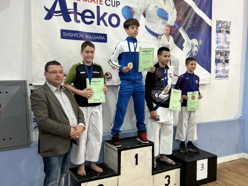 Свищов бе домакин на международно състезание по карате за "Купа Алеко” 