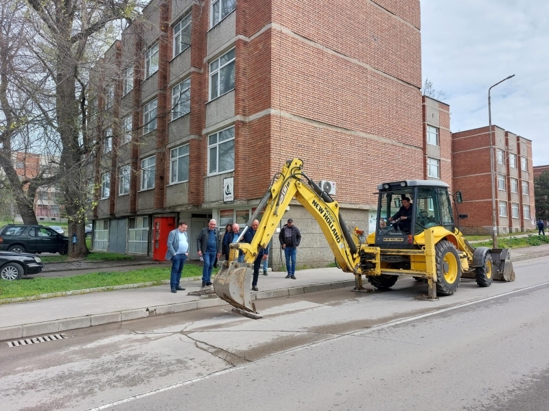 Започва цялостна реконструкция и ремонт на ВиК съоръженията на улица „3-ти март“ в Свищов 