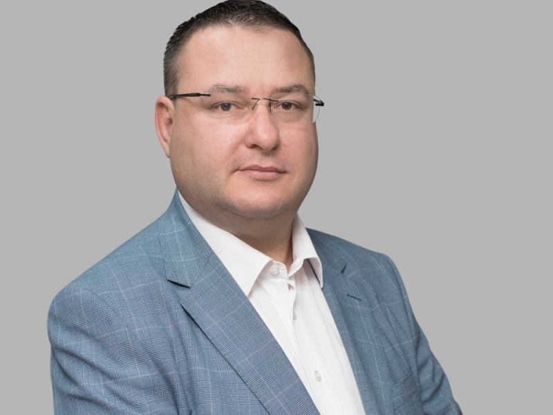 ДО  ЛЕКАРИТЕ, МЕДИЦИНСКИТЕ СПЕЦИАЛИСТИ И ЗДРАВНИТЕ РАБОТНИЦИ  В ОБЩИНА СВИЩОВ 