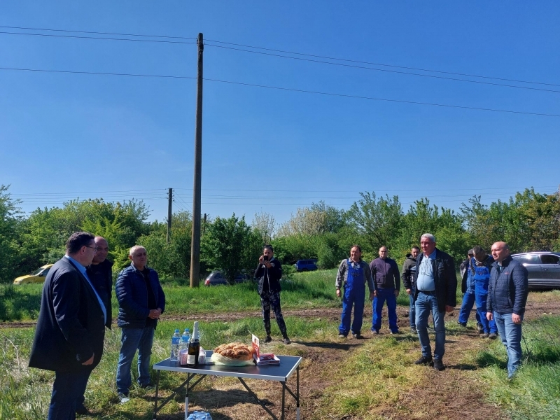 С проект за 200 хиляди лева започна подмяната на хранителния водопровод за свищовското село Александрово 