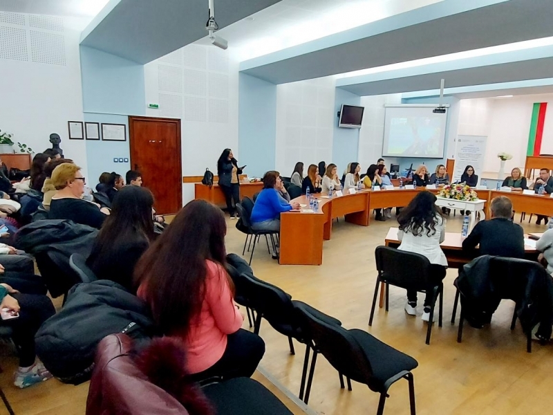 Толерантността в училищната общност – кръгла маса в община Свищов 