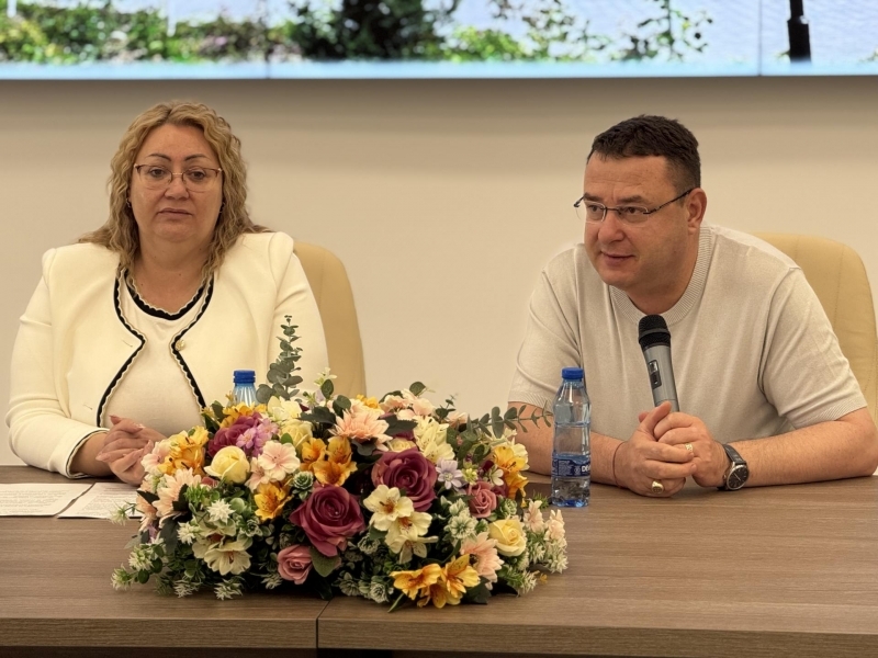  СЪС ЗАКЛЮЧИТЕЛНА ПРЕСКОНФЕРЕНЦИЯ ПРИКЛЮЧИ ИЗПЪЛНЕНИЕТО НА ПРОЕКТ „ИЗГРАЖДАНЕ НА МЛАДЕЖКИ ЦЕНТЪР В ГР. СВИЩОВ“     