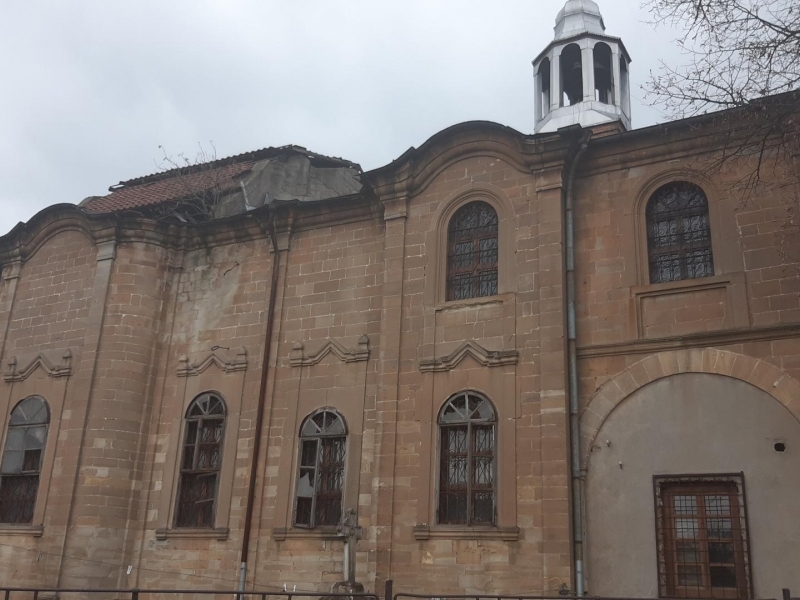 Великотърновският Митрополит Григорий даде благословията си за реставрация и консервация на свищовския православен храм „Св. Св. Кирил и Методий“ 