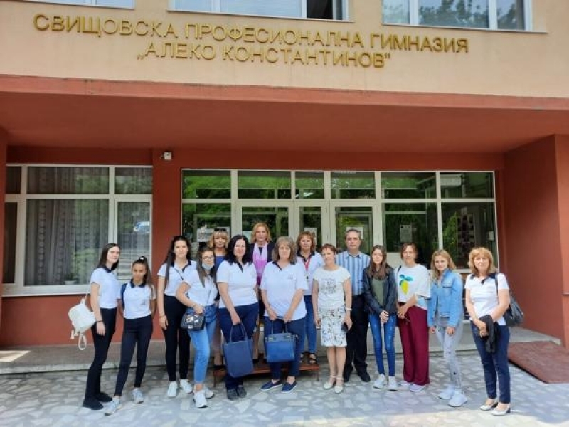 Свищовска професионална гимназия „Алеко Константинов“ проведе първа среща по НП „Иновации в действие“