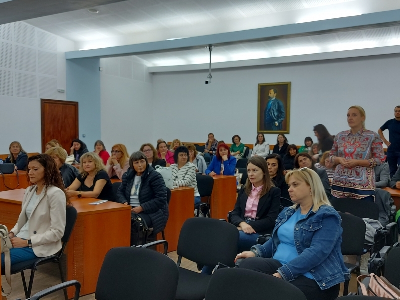 Със заключителна пресконференция община Свищов приключи дейностите по проект модернизация на образователната среда в сградата на СУ „Димитър Благоев“, град Свищов“  