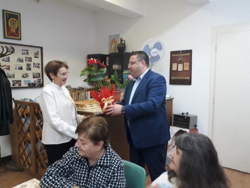 Хората със зрителни нарушения в Свищов отбелязаха Международния ден на белия бастун 