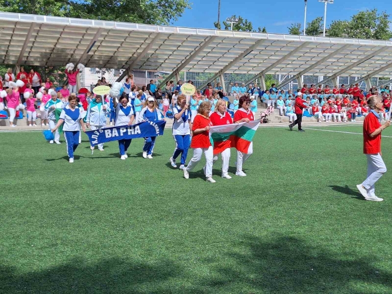 Зонален преглед на спортните композиции на клубовете за здраве и дълголетие се проведе в Свищов 
