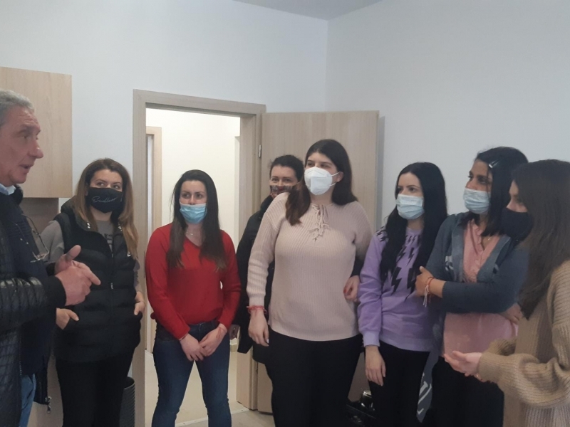 Екипът на Център „Компас” оказва ежедневна подкрепа на пристигналите в община Свищов  украински граждани  