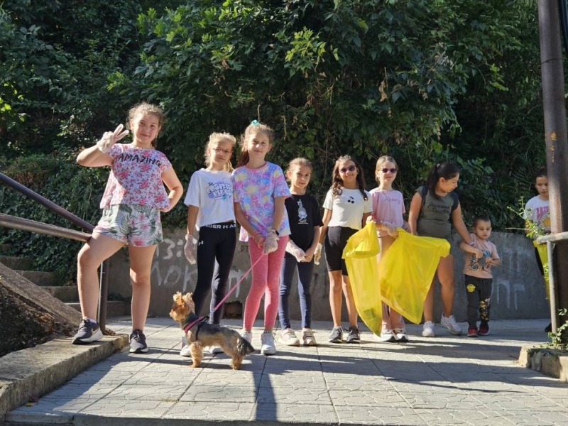 350 жители на Свищов взеха участие в кампанията "Да изчистим България заедно" 