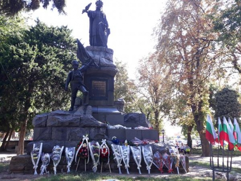 Денят на българската Независимост бе отбелязан днес в Свищов