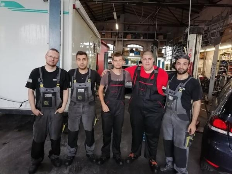 Свищовска професионална гимназия „Алеко Константинов“ осъществява международни мобилности по програма Еразъм+