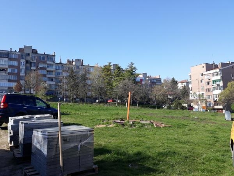 Нов парк за отдих и игри ще радва жителите на Свищов в централната част на града