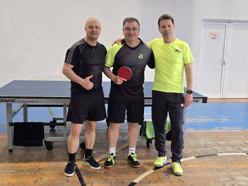 Отново шампионска титла за директора на СУ „Николай Катранов“ 