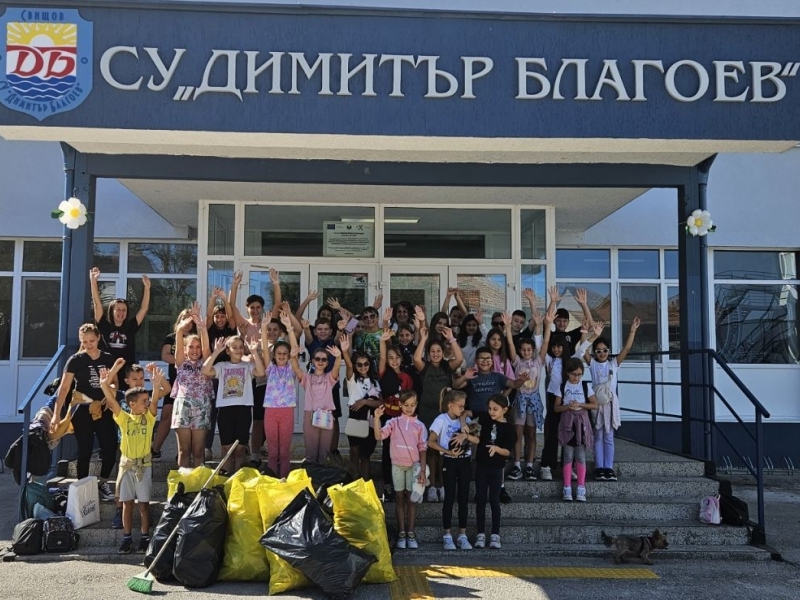 350 жители на Свищов взеха участие в кампанията "Да изчистим България заедно" 