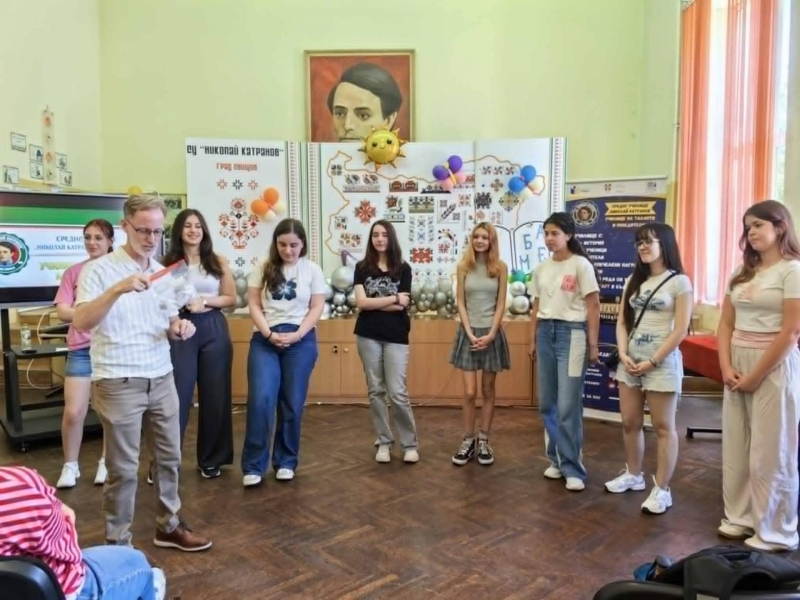 За поредна година СУ „Николай Катранов“ посрещна гости от Америка 