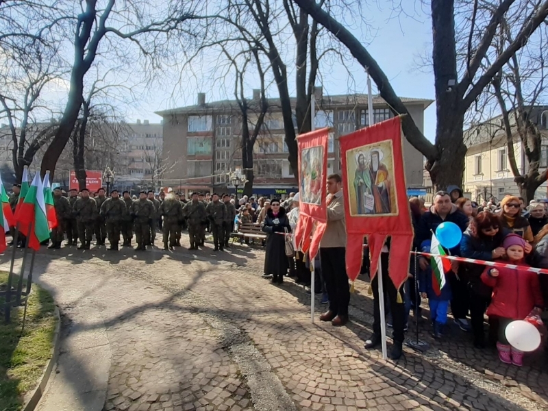 Свищов тържествено отбеляза 144 години от Освобождението на България 