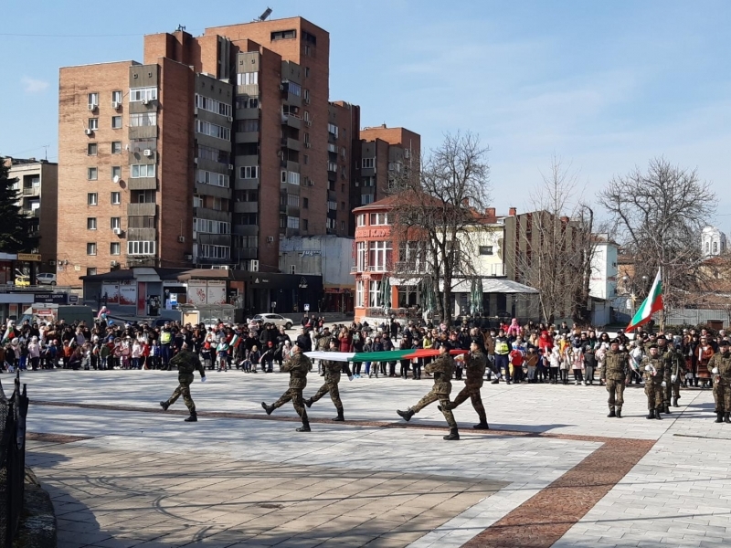 Свищов тържествено отбеляза 144 години от Освобождението на България 