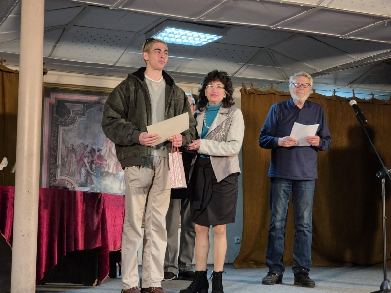 Приключи 24-тия Национален фестивал на любителските камерни и кафе-театри в Свищов