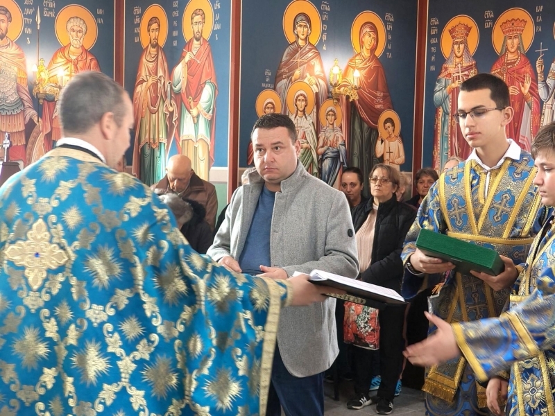Нов храм беше осветен на Лазаровден в свищовското село Хаджидимитрово