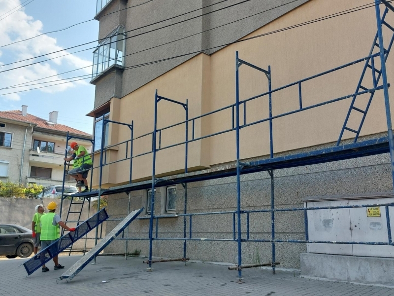 Стартира енергийното обновяване на 15 жилищни сгради в Свищов за близо 4,7 милиона евро от ББР 