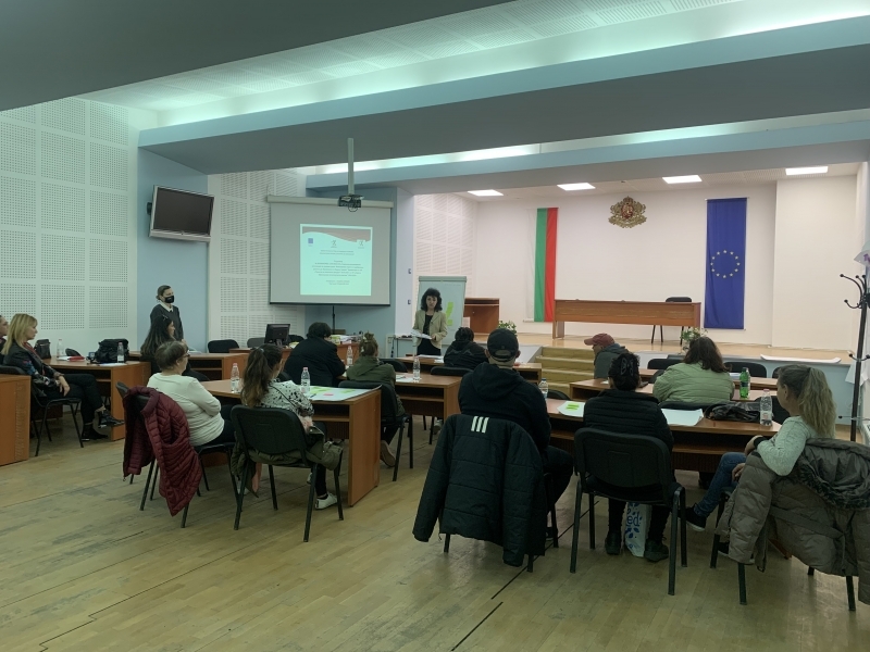 УСПЕШНО ПРИКЛЮЧИХА МОТИВАЦИОННИТЕ ОБУЧЕНИЯ ПО ПРОЕКТ  „Социално-икономическа интеграция на уязвими групи. Интегрирани мерки за подобряване достъпа до образование в община Свищов“ 