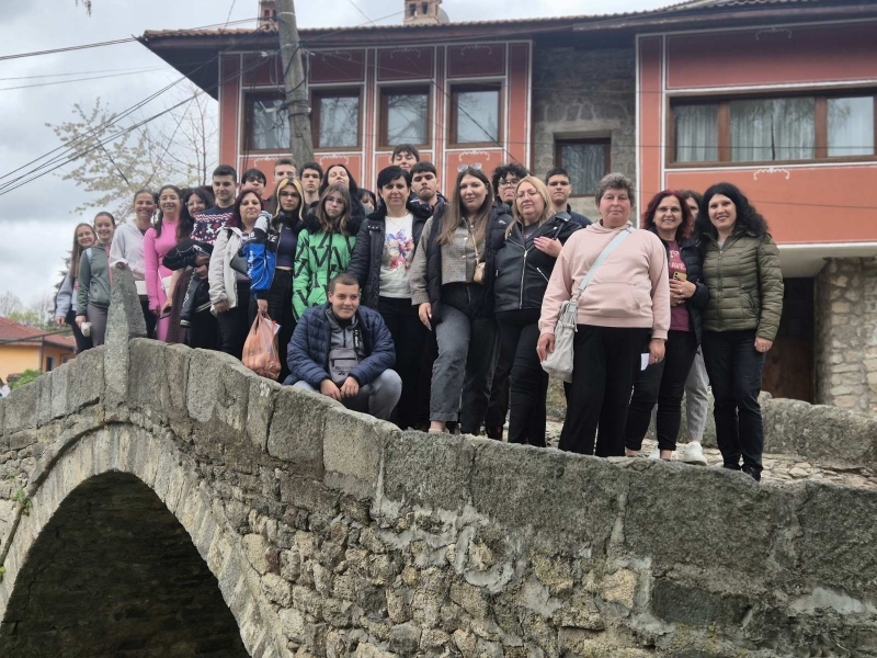 Община Свищов награди победителите в състезанието „Моята България“ с образователно пътуване до сърцето на възраждането 