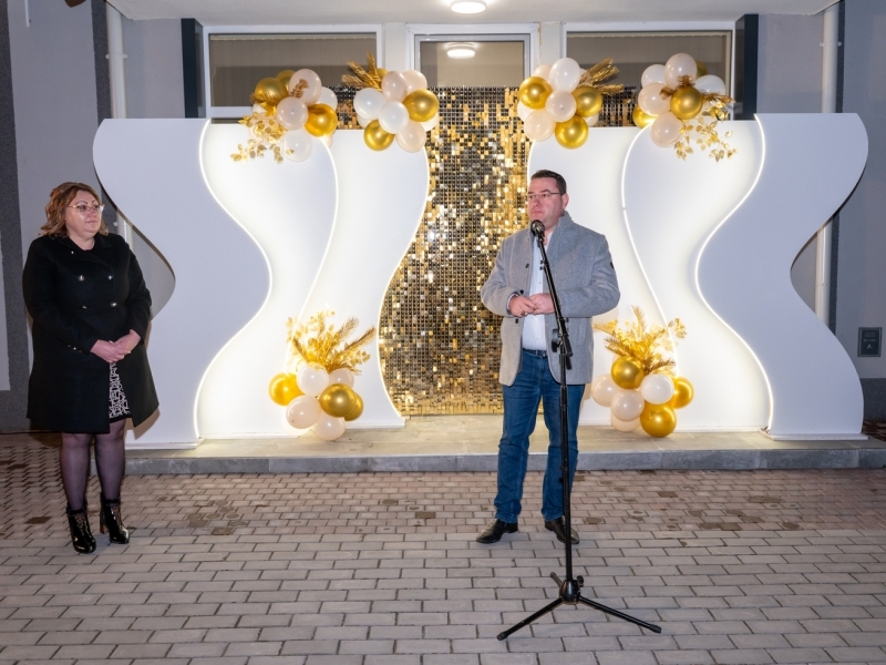 Младежки център – Свищов бе официално открит 