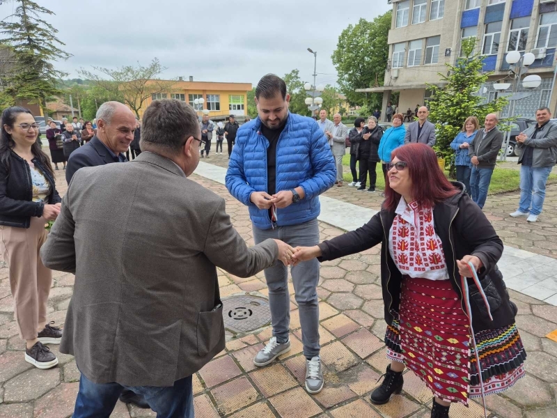 Официално приключи ремонтът на читалищата в свищовските села Овча могила и Козловец 