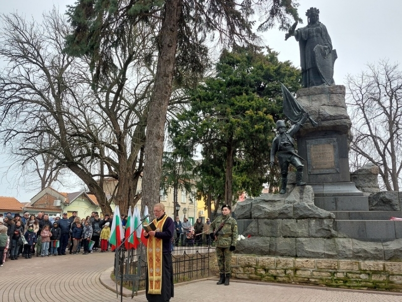 В Свищов беше отбелязан тържествено Националният празник на България – 3 март 